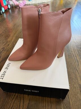 Nine West Dark Natural Pointed Toe Ankle Booties